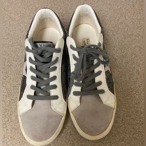 Vintage Havana Sneakers - Size 9